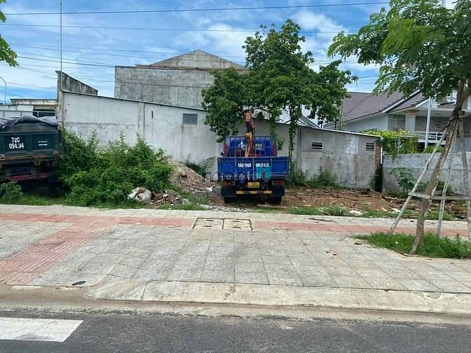 Hình ảnh Sở hữu ngay nền đất 80m2 Nguyễn Văn Linh, p. Bình Thuận Quận 7, 2tỷ1