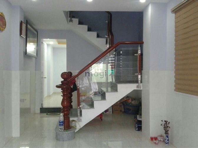 Hình ảnh Siêu Phẩm Q4, Tôn Thất Thuyết, 40m2, 4 Tầng, Hẻm 3m, Chỉ 3.93 Tỷ