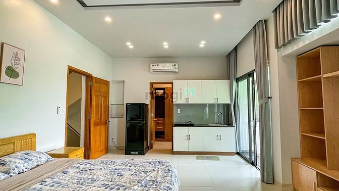 Hình ảnh Studio 40m2, ban công, bồn tắm view landmark ngay khu biệt thự Bình An