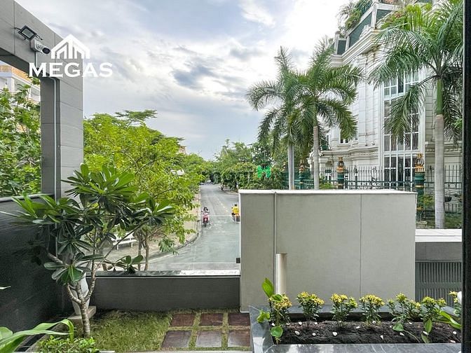 Hình ảnh Studio 40m2, ban công, bồn tắm view landmark ngay khu biệt thự Bình An