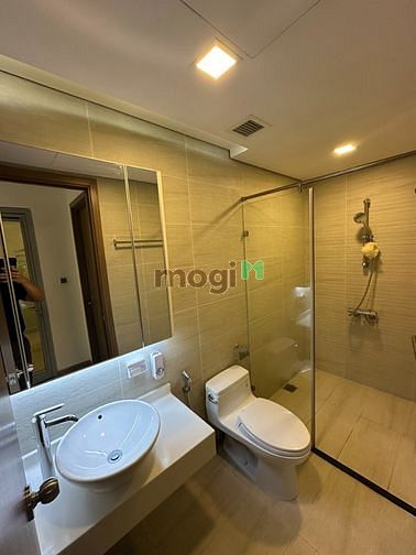 Hình ảnh Cho thuê căn 2PN VINHOMES CENTRAL PARK full NT cao cấp.
