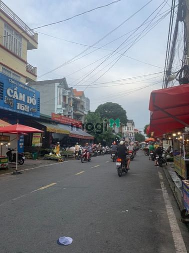 Hình ảnh Ngộp lắm rồi, cần bán lô đất trung tâm TP. Thuận An, MT đường thông c