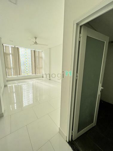 Hình ảnh Nhà Cho Cải Tạo CHDV đ.Nguyễn Trãi: 4.5x25m Trệt 3 Lầu Full 10 Phòng
