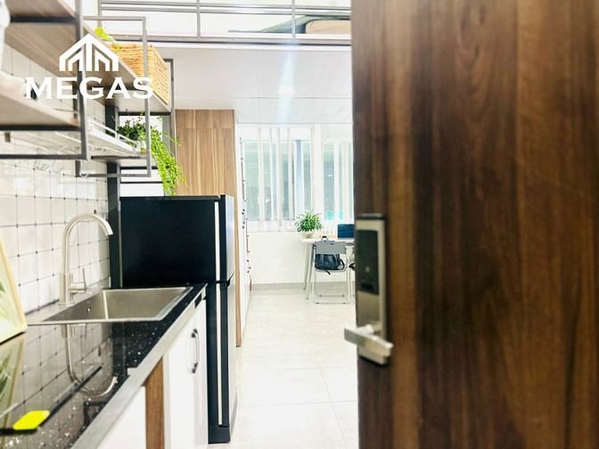 Hình ảnh Duplex - Mới Xây - Nội Thất Mới - Ngay Lý Thường Kiệt - Thành Thái