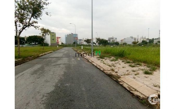 Hình ảnh Bán gấp đất Phạm Thế Hiển,p7,q8, DT 80m2, giá 2 tỷ 500tr,sổ hồng riêng