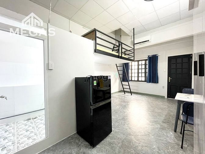 Hình ảnh Căn Hộ Dịch Vụ Cho Thuê Có Ban Công Riêng Sẵn Nội Thất Giáp Hậu Giang