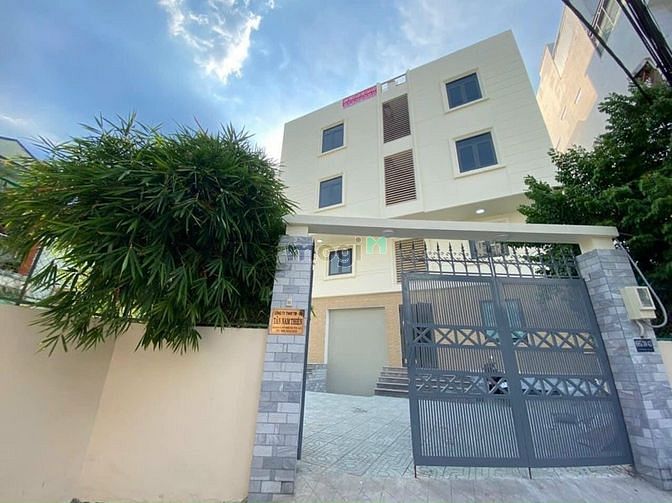 Hình ảnh Trống duplex cửa sổ trời,full nội thất, thang máy, an ninh