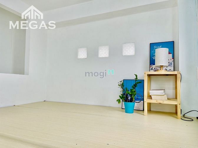 Hình ảnh Phòng trọ gác cao - Cửa sổ thoáng - Nội thất sẵn - Ngay Phan Văn Trị