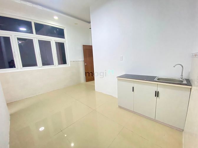 Hình ảnh Cần cho thuê 2PN Bancol riêng_Siêu thoáng mát gần ĐH Công Thương