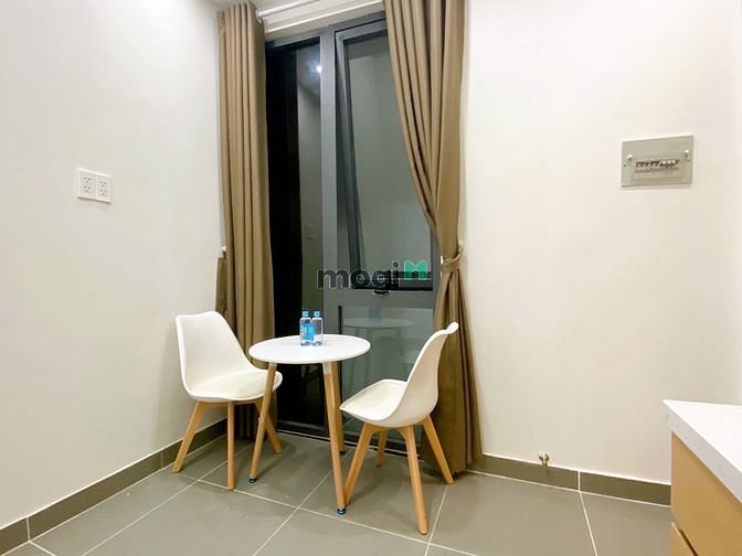 Hình ảnh Duplex Cửa Sổ siêu rộng ngay cầu Nguyễn Văn Cừ