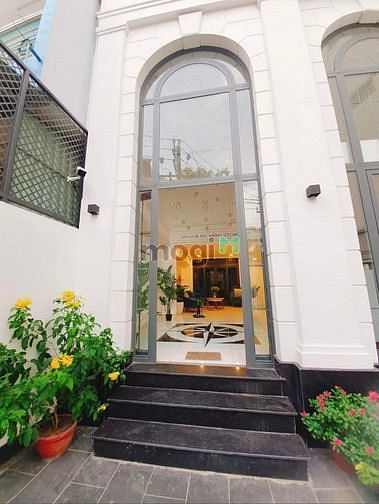 Hình ảnh 🐬Căn Hộ Cao Cấp Kiểu Mới Sang Trọng _Balcony Sáng Thoáng Full Service