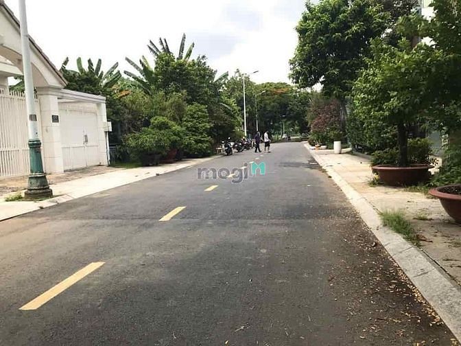 Hình ảnh Bán đất đời F0 võ chí công, Long Thạnh Mỹ, Thủ Đức, DT 90m2, giá 2tỷ5