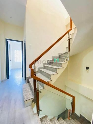 Hình ảnh BÁN THÁO nhà HXH Hòa Bình Q11 58m2 Chỉ 2,1 tỷ SHR