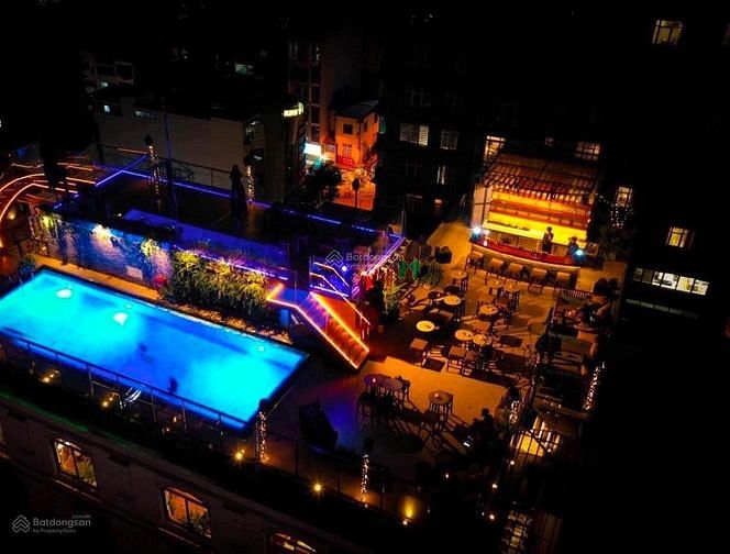 Hình ảnh Cho thuê SKY BAR 600m2 sân thượng 2 MT Khách sạn Lê Thị Hồng Gấm