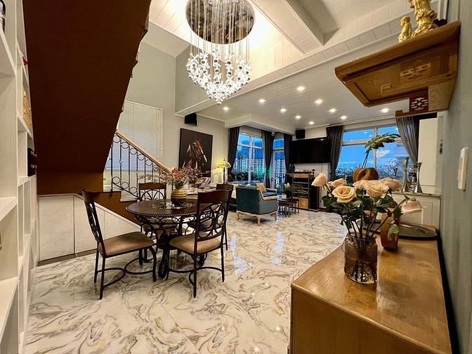 Hình ảnh Bán Penthouse Starhill, PMH, Q7 dt 244m2