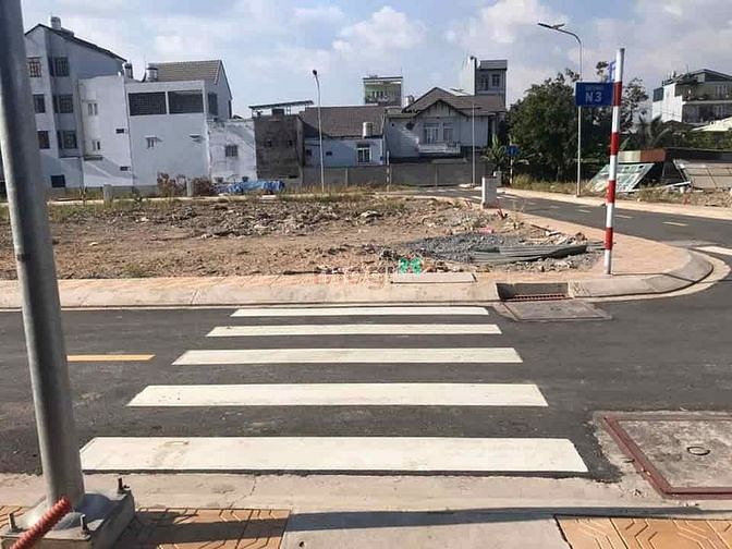 Hình ảnh Dự án mới, đường Bưng ông Thoàn, Phú Hữu, quận 9 Dt 100m2 giá 3tỷ100
