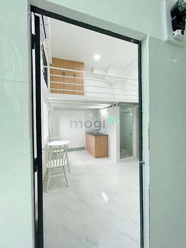Hình ảnh Cho Thuê CHDV full nội thất bancol cửa sổ - Đảo Kim Cương