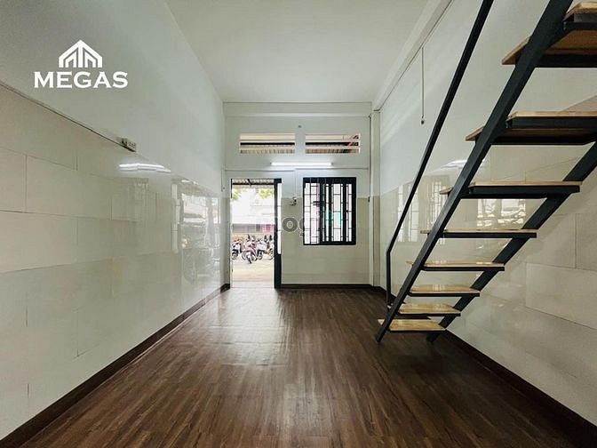 Hình ảnh Phòng Có Gác 60M2 Siêu Bự Ngay Nguyễn Thái Sơn, Vincom Phan Văn Trị