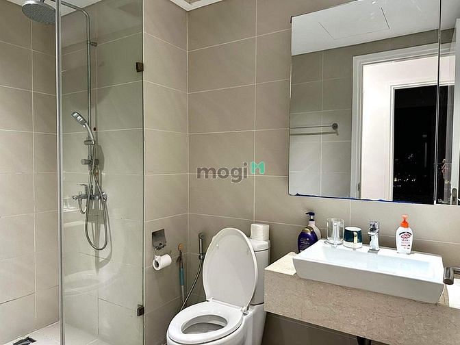 Hình ảnh Cho thuê Gold View 3PN 2WC - Đủ nội thất - Gym Bơi miễn phí. Giá 25tr