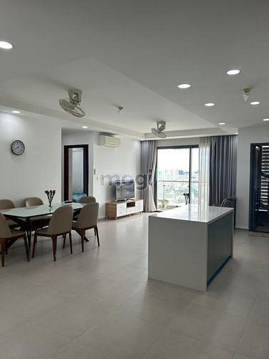 Hình ảnh Cho thuê Gold View 3PN 2WC - Đủ nội thất - Gym Bơi miễn phí. Giá 25tr