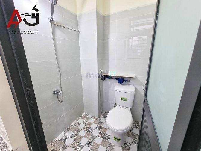Hình ảnh Bùng nổ tháng 11 phòng trọ sinh viên