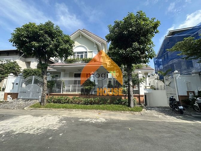 Hình ảnh ĐÚNG ĐỈNH nhà