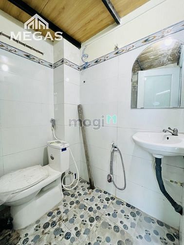 Hình ảnh CHDV Có Gác Full Nội Thất Có Bancol Ngay Công Viên Hoàng Văn Thụ