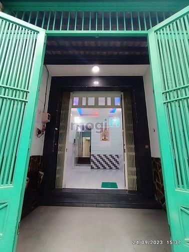 Hình ảnh Nhà 4 Tấm Kinh Doanh Sát Mặt Tiền