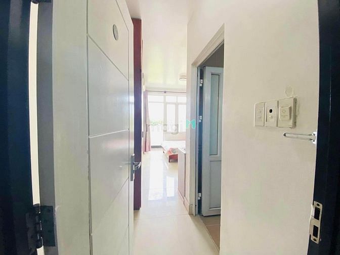 Hình ảnh Studio ban công đối diện Rmit, gần TĐT, tiện đi các quận trung tâm