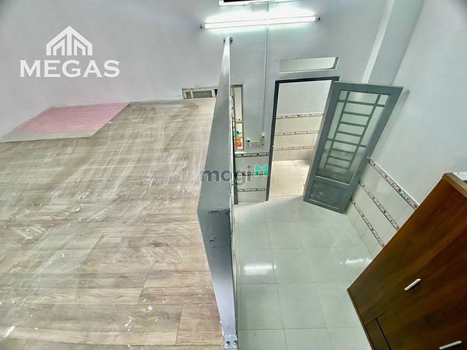 Hình ảnh CHDV Có Gác Ngay Đại Học Văn Hiến