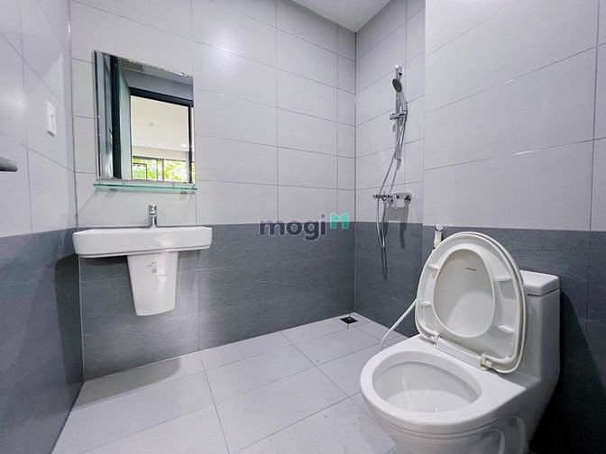 Hình ảnh Cho thuê CHDV full nội thất ban công khu Etown Cộng Hòa
