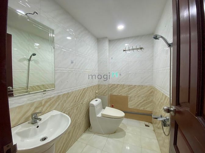 Hình ảnh Cho thuê phòng quận 3,  ngay mặt đường, gần đh Sư Phạm cs2
