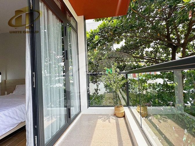 Hình ảnh Cho Thuê Nhà full nội thất cửa sổ lớn Lê Hồng Phong Quận 10
