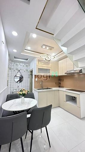 Hình ảnh Bán gấp nhà Phạm Đức Sơn,P16, Q8, DT 60m2/2.2 tỷ, có SHR