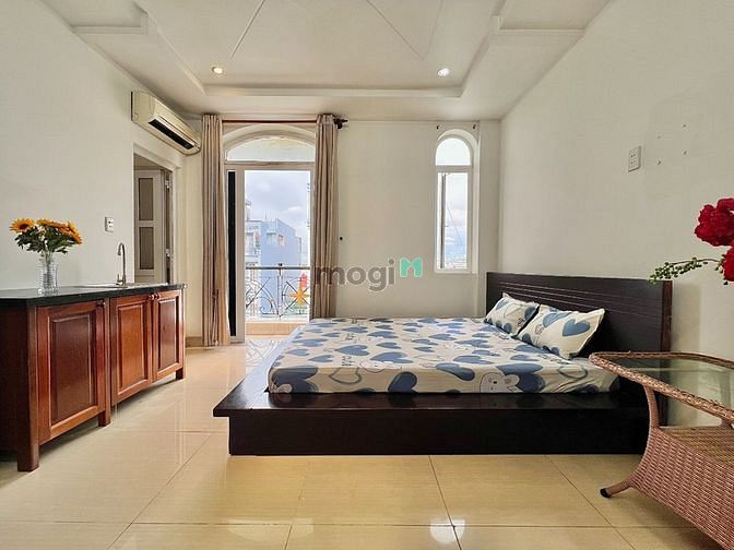 Hình ảnh Căn 30m2 bancol thoáng - full nt gần chợ Lý Phục Man