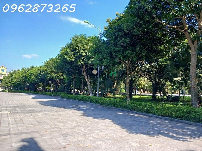 Hình ảnh Bán mảnh đất đẹp giá hợp lý phố đức giang-p thượng thanh- q long
