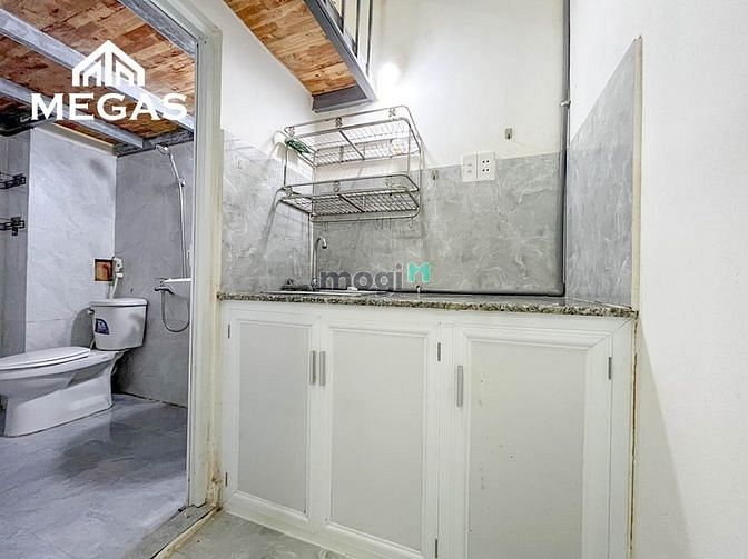 Hình ảnh CHDV Có Gác Diện Tích 25m2 Ngay Đại Học Công Thương