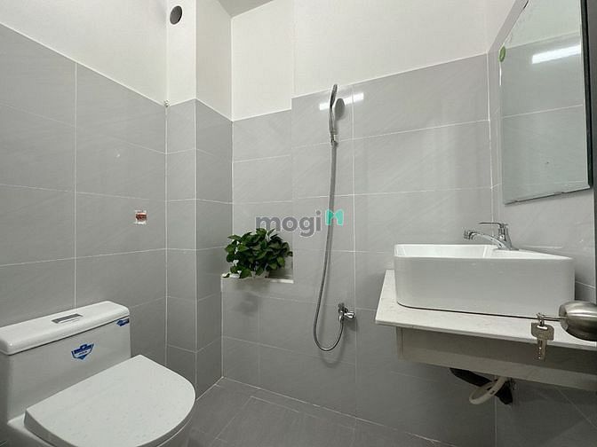 Hình ảnh Cho Thuê Căn Hộ Dịch Vụ Studio gần Phan Đăng Lưu, Chợ Bà Chiểu