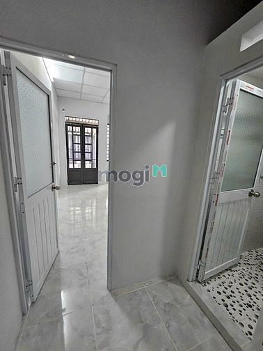 Hình ảnh Cần bán nhà Phan Văn Hớn, Hóc Môn, 50.4m2, 2PN,2WC, SHR, hẻm 4m,960tr
