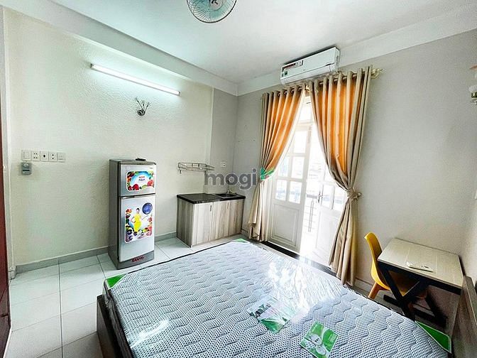 Hình ảnh Cho Thuê Phòng Studio Ban Công gần đường Phan Đăng Lưu, Văn Lang cs2