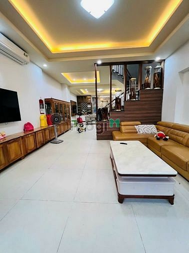 Hình ảnh Cần bán Biệt Thự Linh Chiểu, Thủ Đức, sát vách Vincom,116m2, giá rẻ