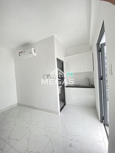 Hình ảnh Phòng Studio ban công mới toanh ngay Phú Thuận, giá chỉ 3Tr9