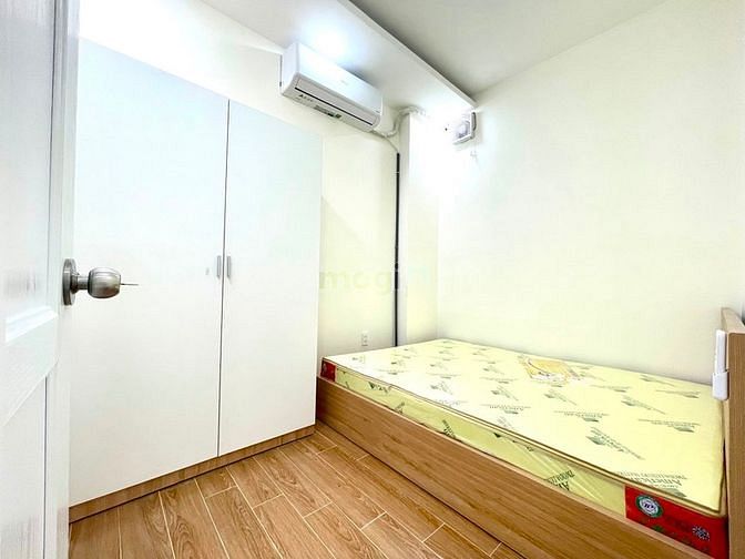 Hình ảnh Nhà mới 2PN cửa sổ đầy nắng full nội thất Tôn Đản Quận 4