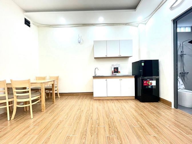 Hình ảnh Nhà mới 2PN cửa sổ đầy nắng full nội thất Tôn Đản Quận 4