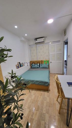 Hình ảnh Phòng tách bếp thoáng mát Full nội thất giá rẻ trung tâm Q1