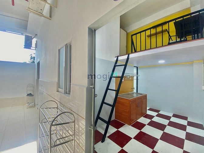 Hình ảnh CHDV Có Gác, Full Nội Thất, Diện Tích 25m2, Ngay Sân Bay