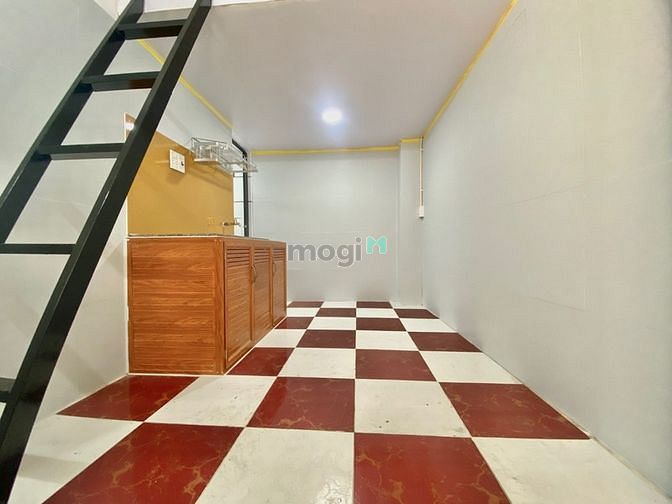 Hình ảnh CHDV Có Gác, Full Nội Thất, Diện Tích 25m2, Ngay Sân Bay
