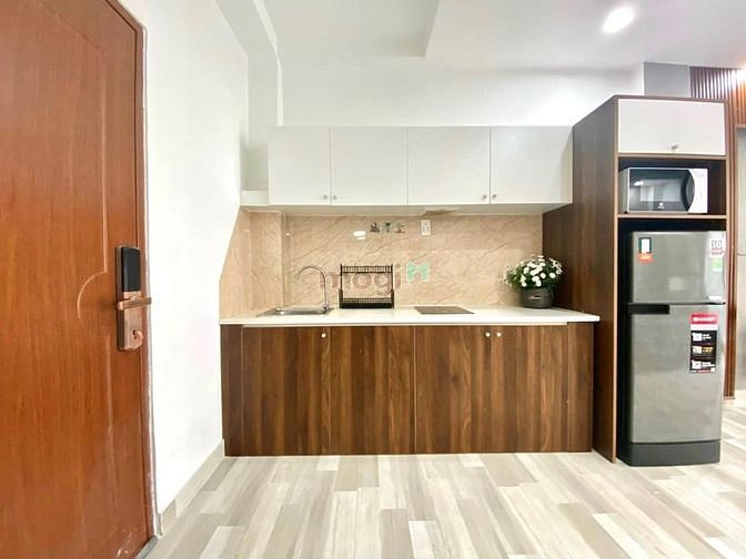 Hình ảnh Căn Hộ Cao Cấp Mới Xây ngay Ngã 6 Cộng Hòa