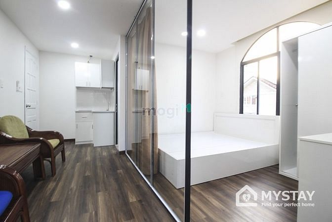 Hình ảnh Cho thuê Trang Chủ MB66.COM / Đăng Ký Tặng 66K 1 phòng ngủ ban công đường Trần Quốc Thảo