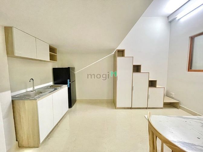 Hình ảnh Duplex Full NT, Sân Bay, Tòa Nhà Thang Máy, Giặt Sấy Chung, Hầm Xe To